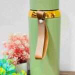 800ml Insulated Stainless Steel Bottle with Strainer, Wide Mouth & Rubber Handle – Matte Finish