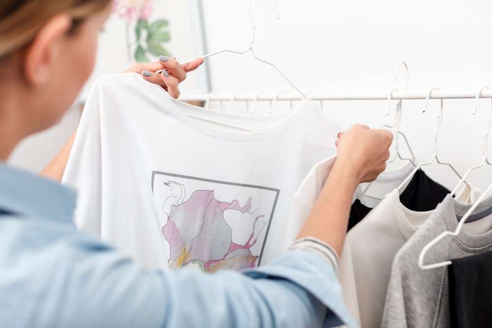 Personalised T-Shirts – Create Your Own Style with Giftspirit.in
